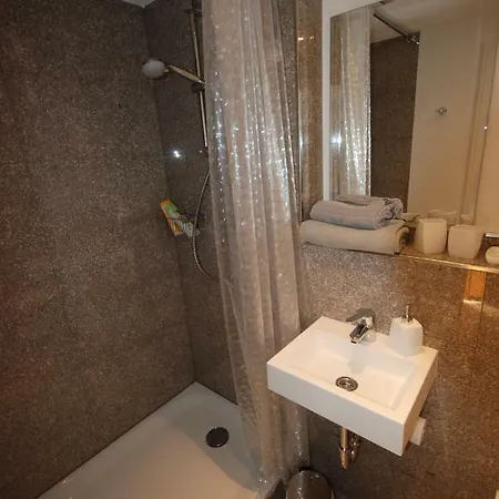 In Zentraler Lage Apartamento *